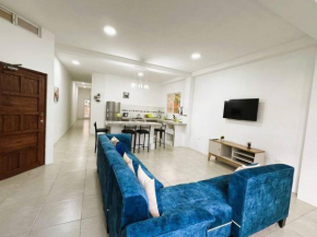 Sea Lion Suite 02